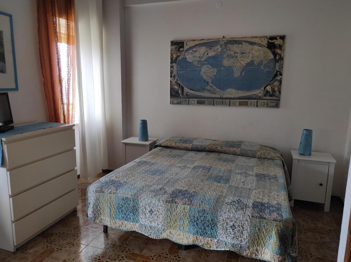 B&B Residenza Leonardo Фальконара-Мариттима Экстерьер фото
